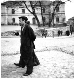 sandomierz ghetto - street scene 562